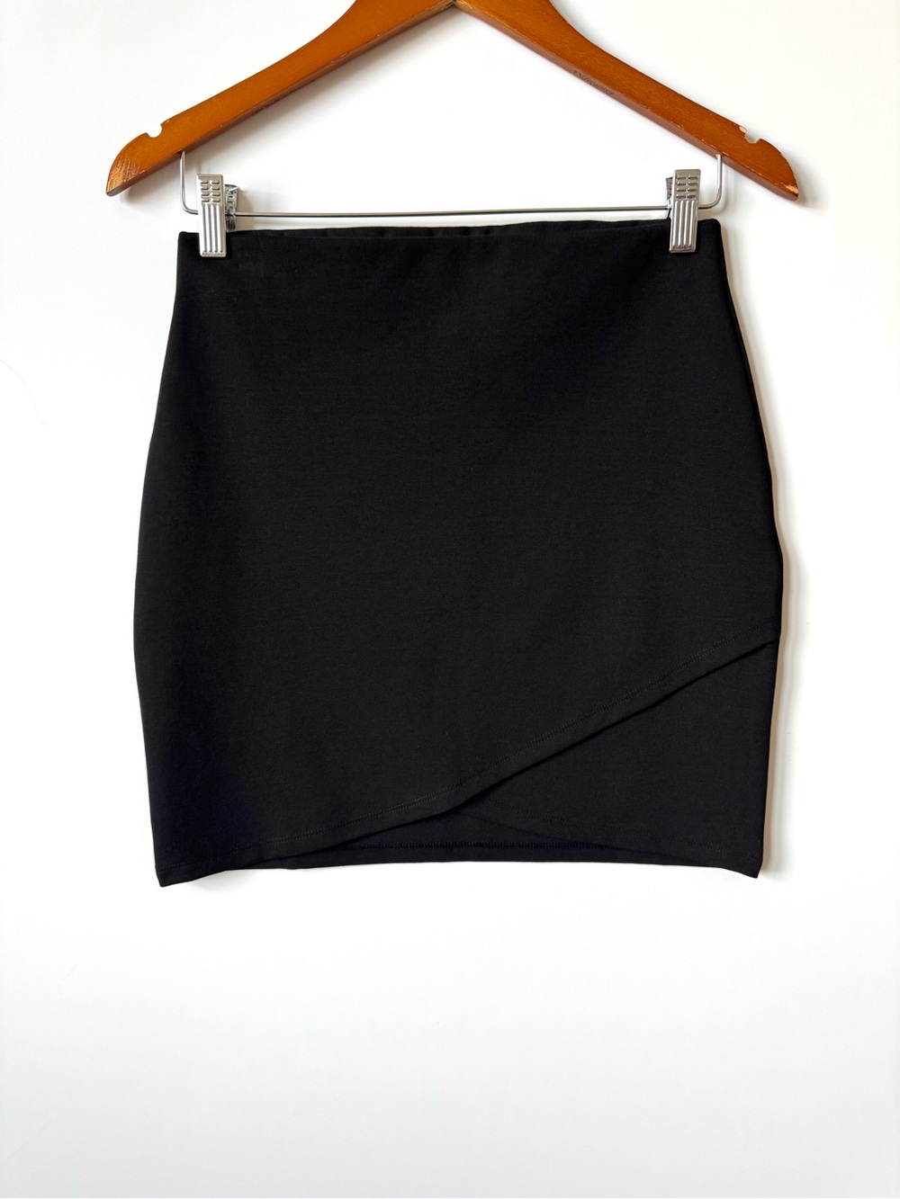 Sezane Calvi Black Mini Skirt NWT - Picture 3 of 10